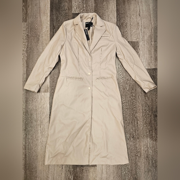 Bailey Elegant Cream Long Leather Coat Size MEDIUM - Picture 1 of 8